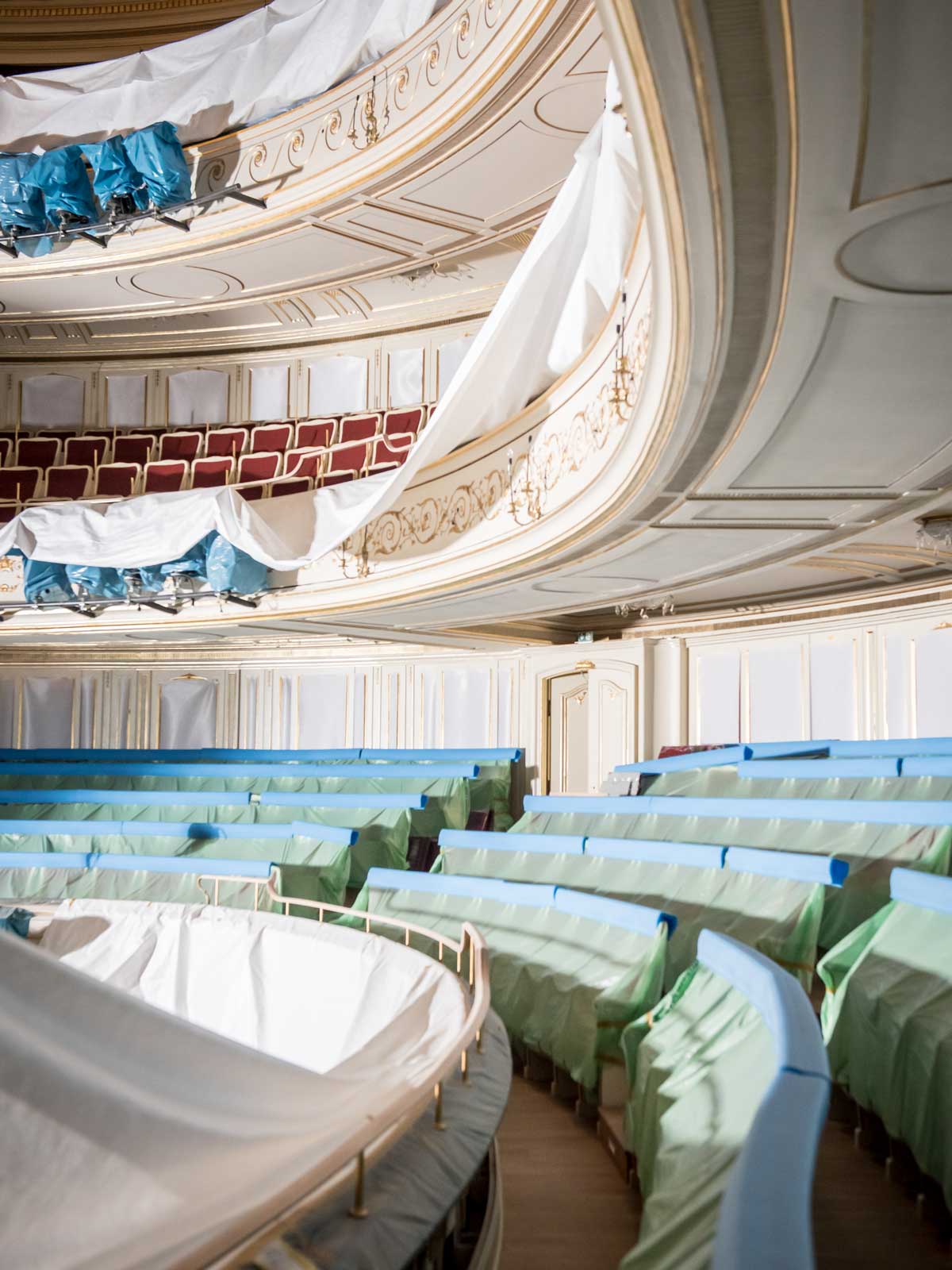Deutsche Staatsoper - under construction