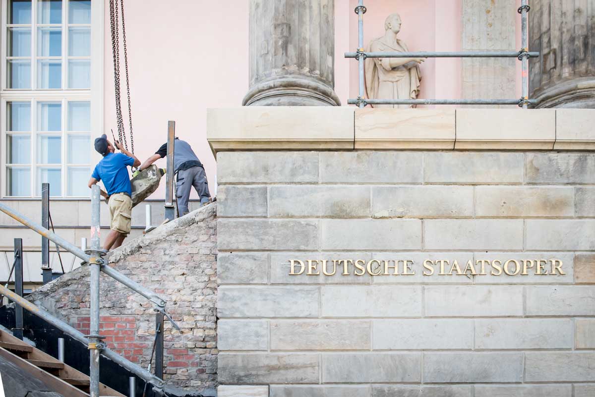 baustelle construction Deutsche Staatsoper