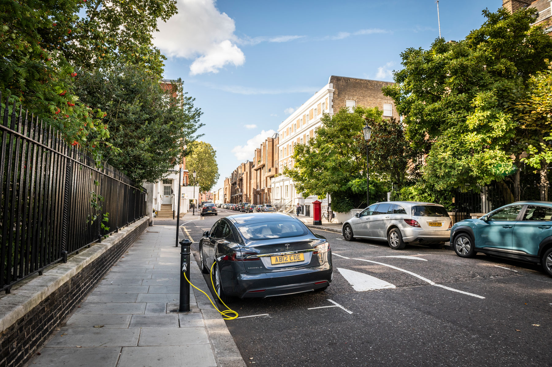 London campaign for Ubitricity, charging points for electric mobility,