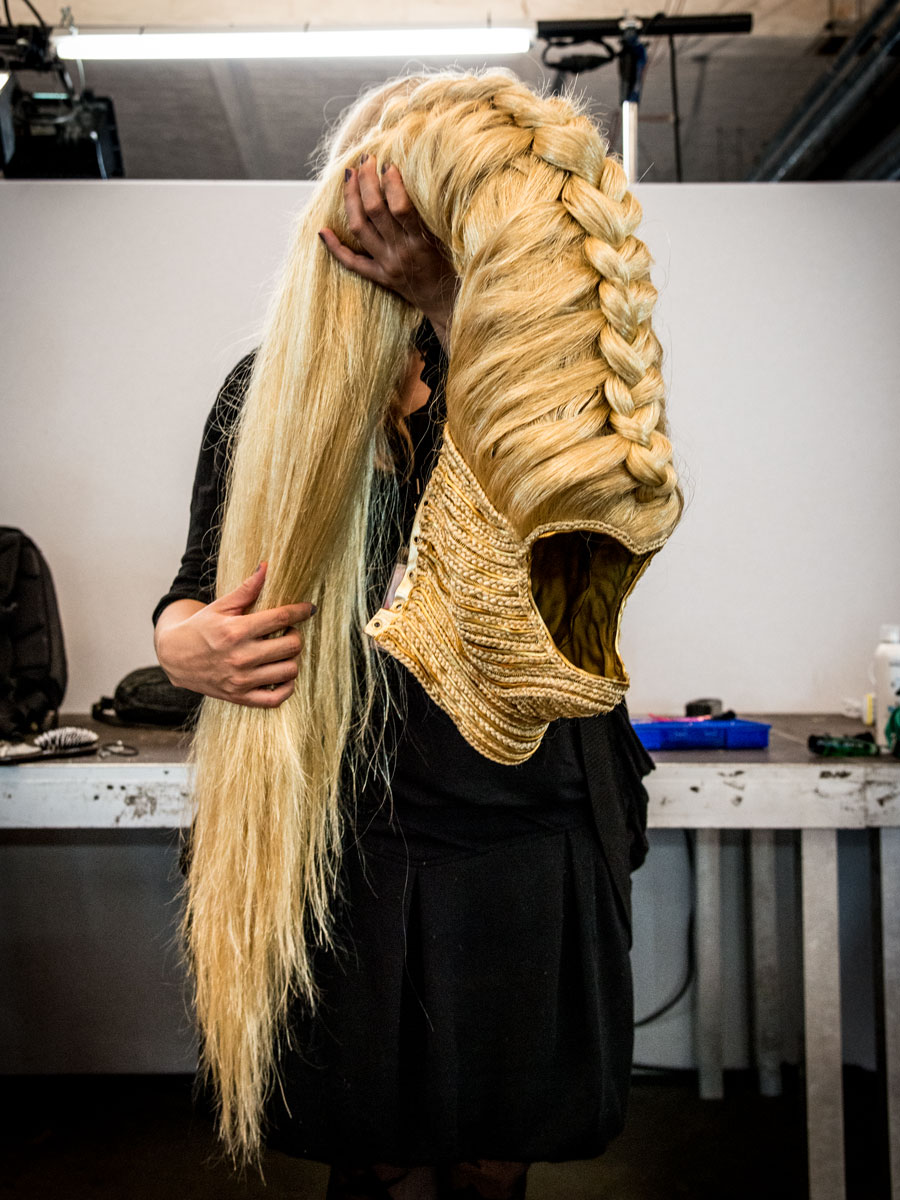 Charlie Le Mindu - Gold Sabah - Haute Coiffure - backstage fashion show